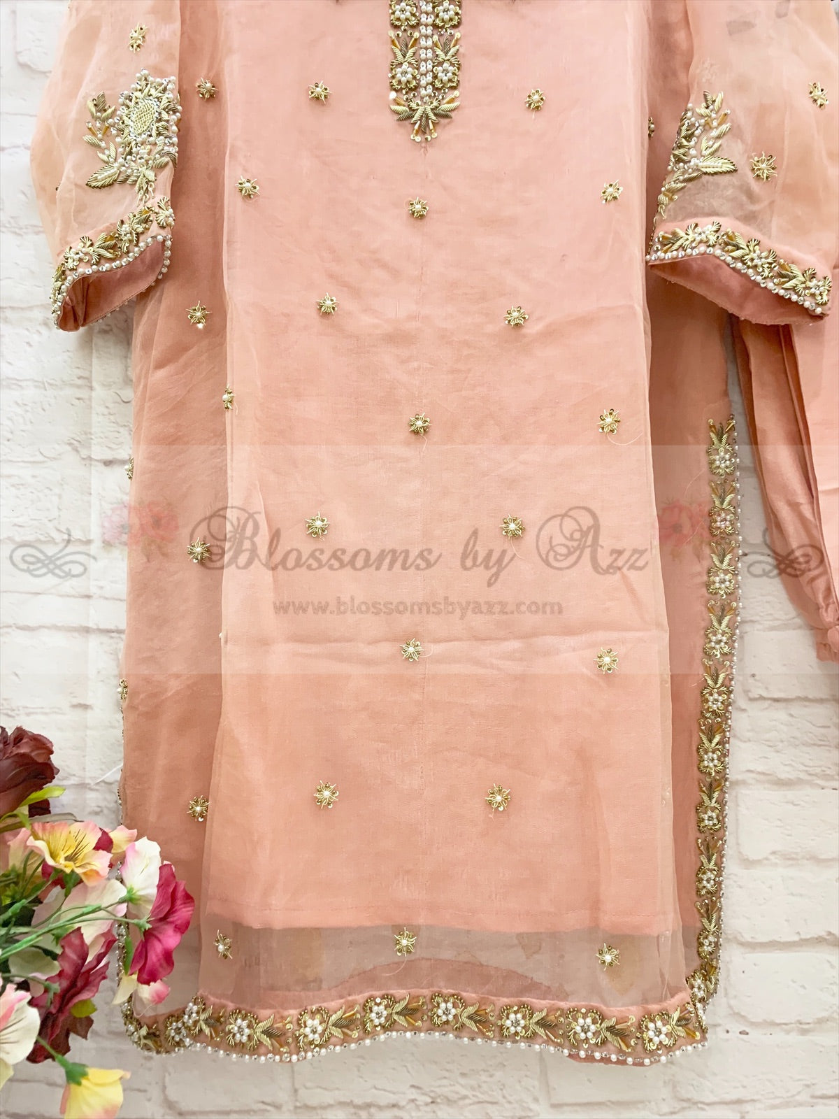 Embroidery | Embroidery blouse designs, Embroidery neck designs, Hand  embroidery dress